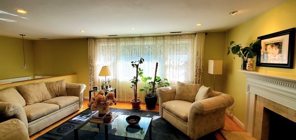 6 Lawrence Lane Lexington, MA 02421 - Photo 5 of 21 Gallery Image 5