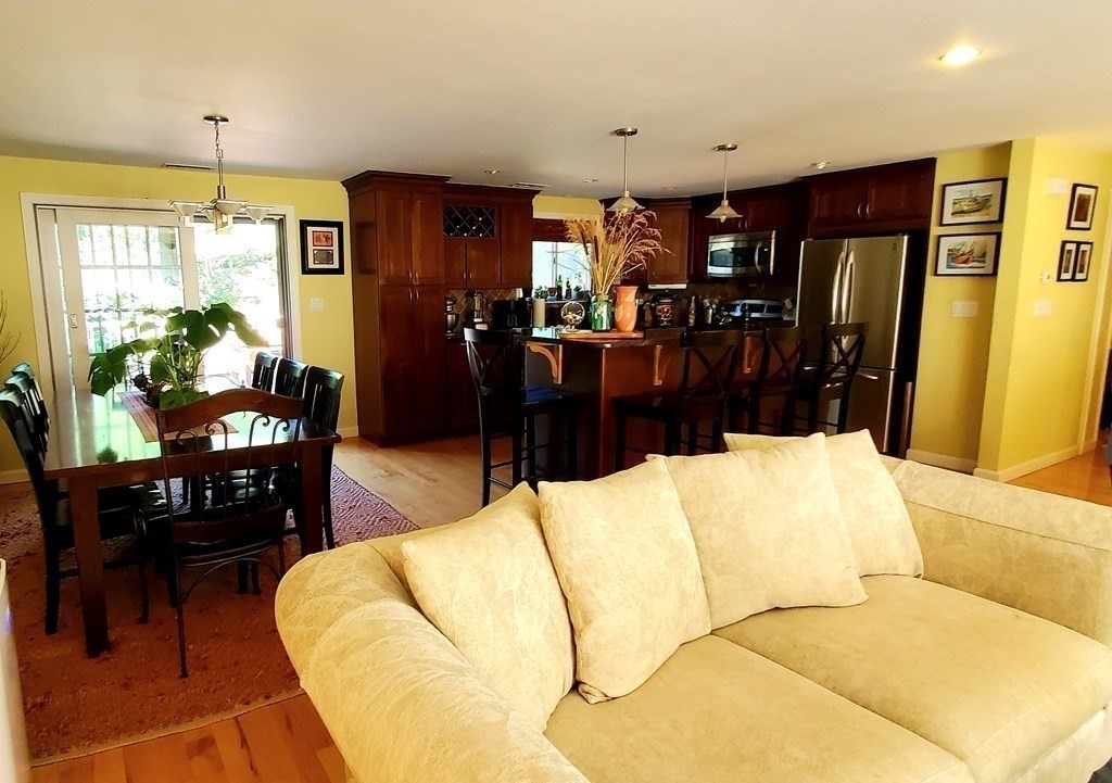 6 Lawrence Lane Lexington, MA 02421 - Photo 6 of 21 Gallery Image 6