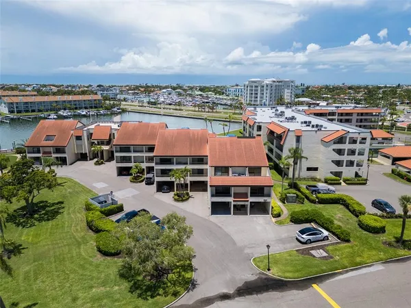 $4,500 | 120 1st Street East, Unit 110, Tierra Verde, FL 33715