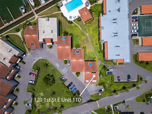 $4,500 | 120 1st Street East, Unit 110, Tierra Verde, FL 33715