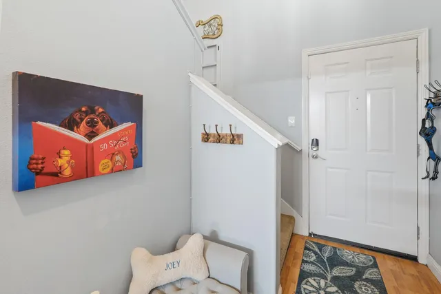 a kid room with toys