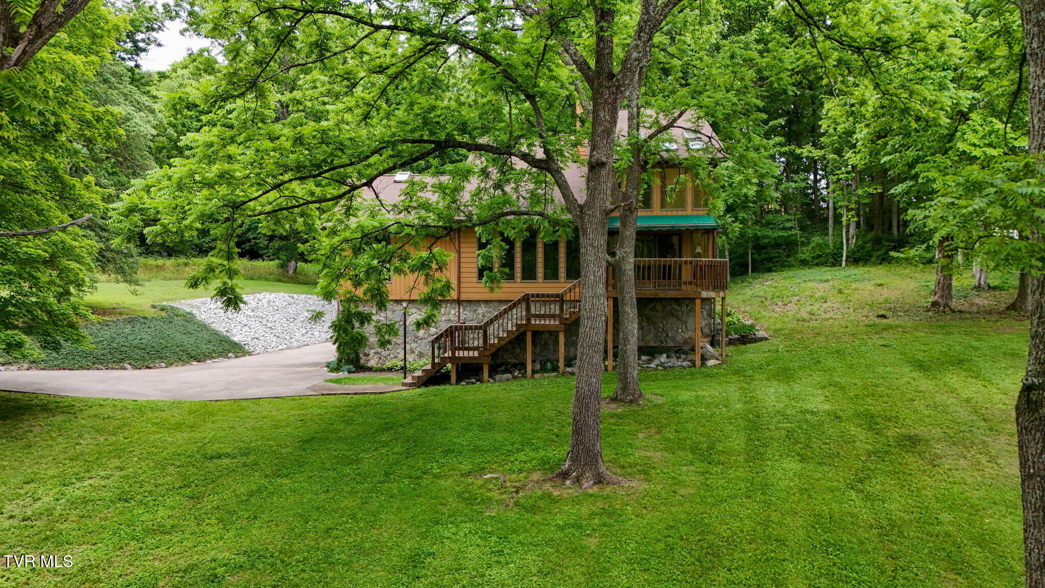 299 South Rufe Taylor Road Greeneville, TN 37745 - Photo 68 of 68 299 S Rufe Taylor Drone GL-2