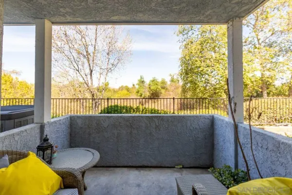 $3,500 | 5064 Via Manos, Unit B, Oceanside, CA 92057