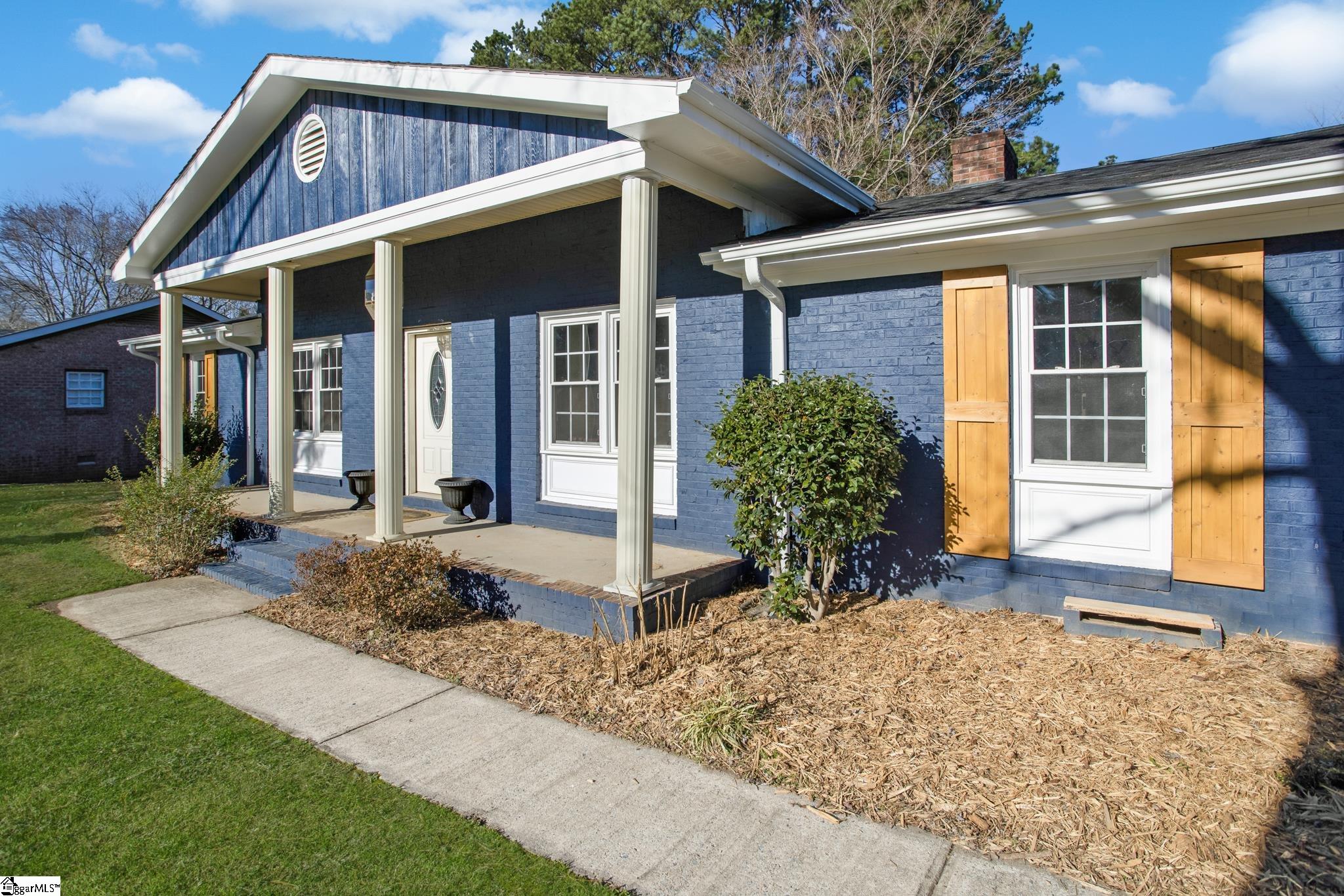 13 Tussock Road Greenville, SC 29615 - Photo 4 of 25 Gallery Image 4