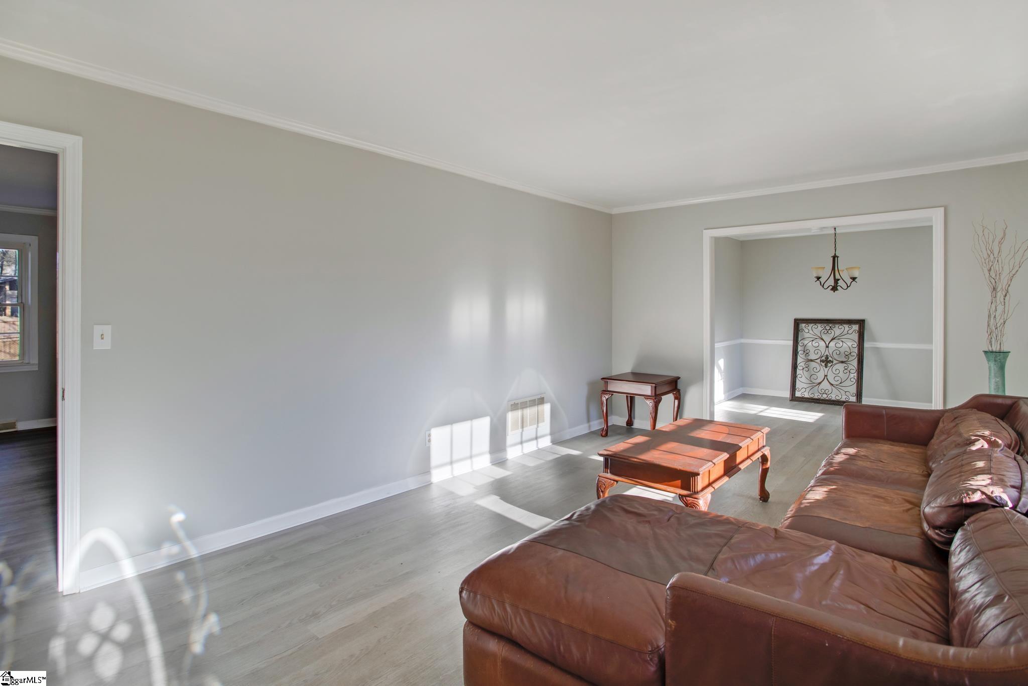 13 Tussock Road Greenville, SC 29615 - Photo 9 of 25 Gallery Image 9