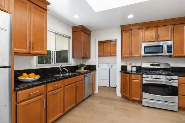 $1,060,000 | 5253 Diane Avenue, San Diego, CA 92117