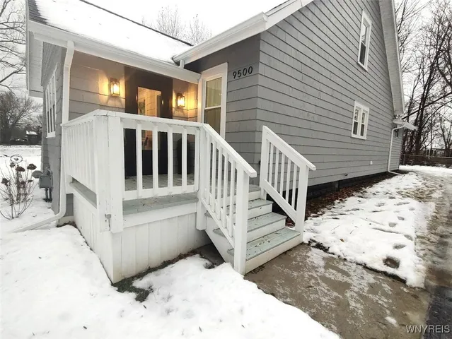 $275,000 | 9500 Southwood Drive, Evans, NY 14006