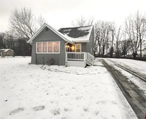 $275,000 | 9500 Southwood Drive, Evans, NY 14006