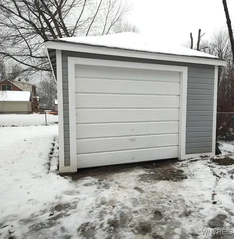 $275,000 | 9500 Southwood Drive, Evans, NY 14006