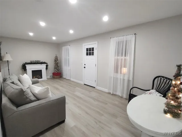 $275,000 | 9500 Southwood Drive, Evans, NY 14006