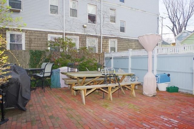 $900,000 | 509-515 Franklin Street, Unit 2, Cambridge, MA 02139