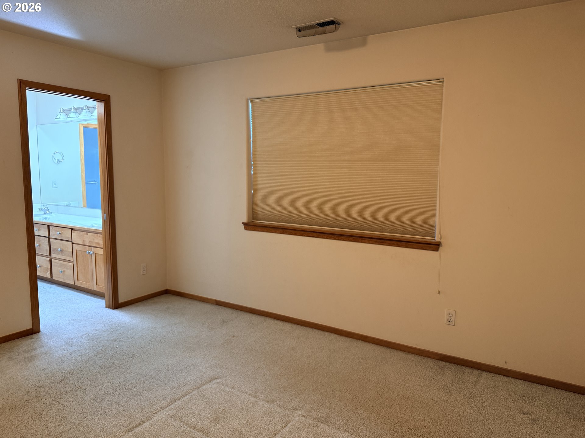 16949 Southwest 125th Place Tigard, OR 97224 - Photo 23 of 29 Bathroom, Attached