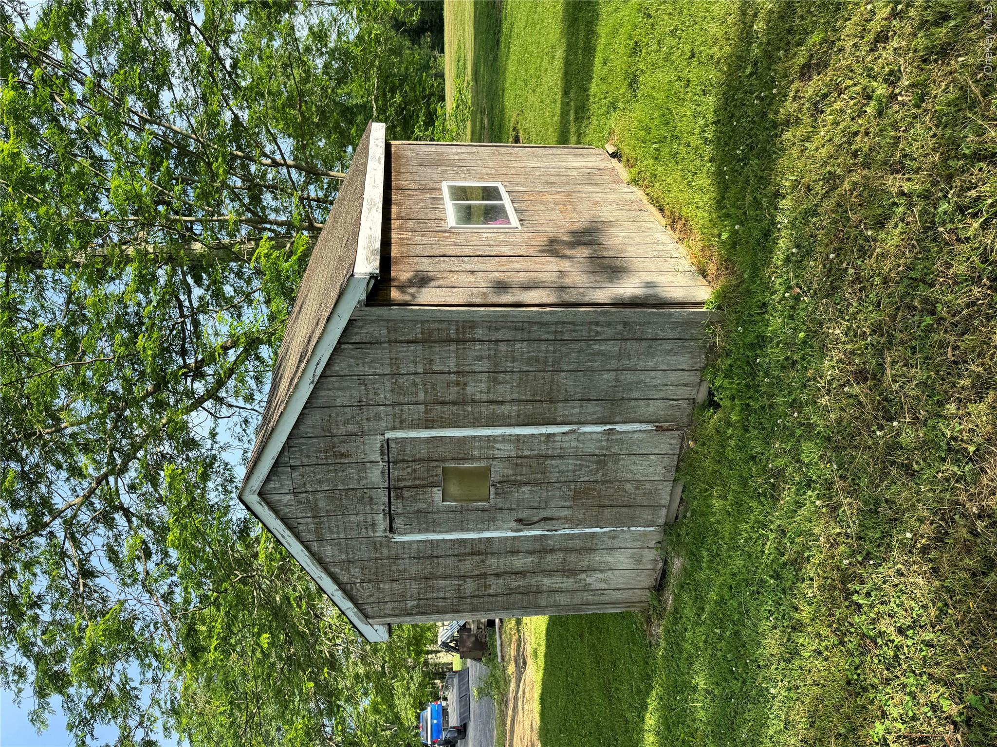 1556 Albany Post Road Wallkill, NY 12589 - Photo 4 of 10