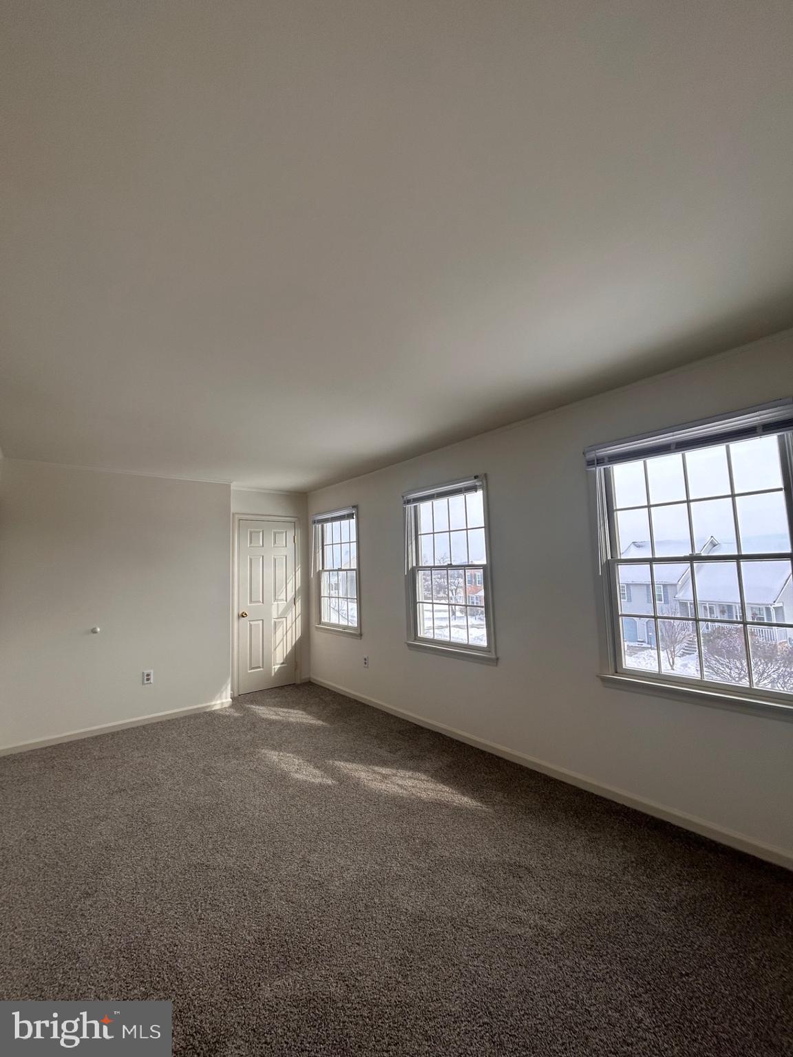 1110 Gora Road South York, PA 17404 - Photo 15 of 15 an empty room with windows