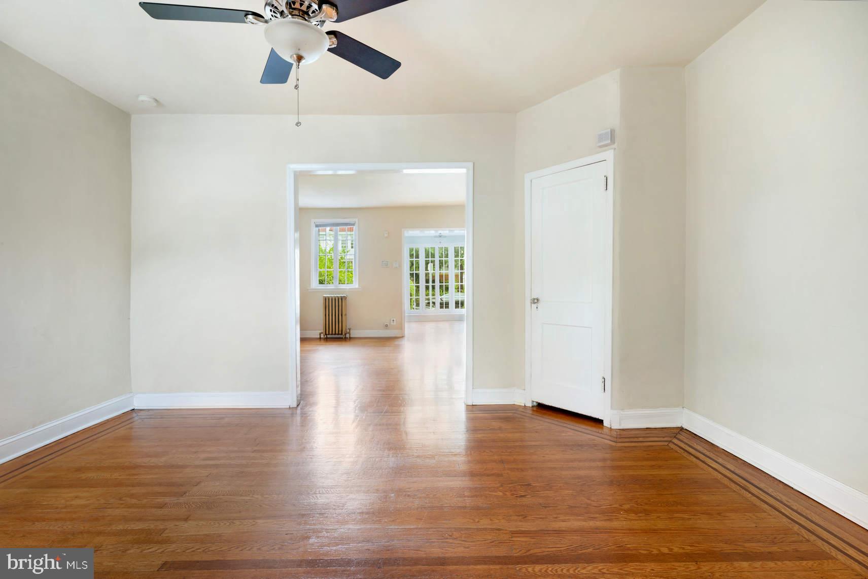 7302 Sommers Road Philadelphia, PA 19138 - Photo 8 of 24 Dining Room