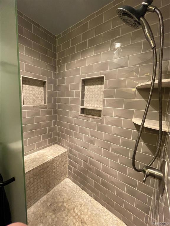 460 Baldwin Avenue, Unit 41 Rochester, MI 48307 - Photo 15 of 17