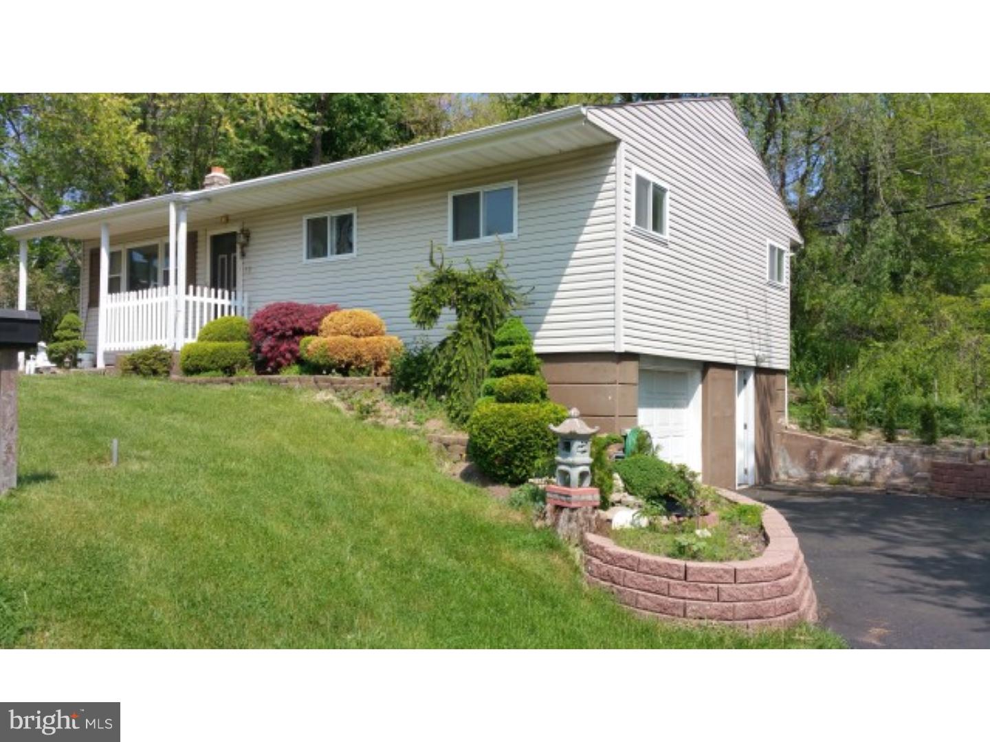 32 St Dunstans Road Hatboro, PA 19040 - Photo 23 of 25