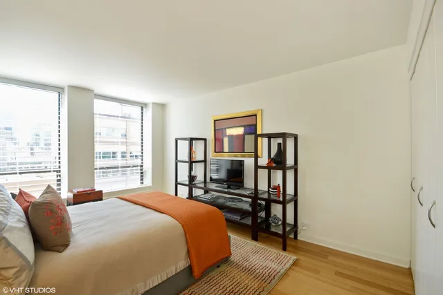$2,500 | 260 East Chestnut Street, Unit 2603, Chicago, IL 60611