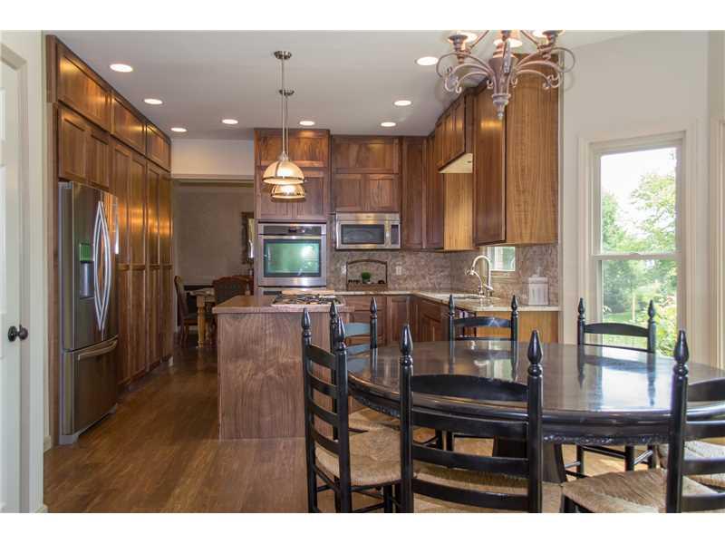 10683 Thorny Ridge Trace Fishers, IN 46037 - Photo 8 of 24 Gallery Image 8