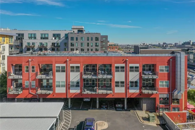 a front view of a building with street view