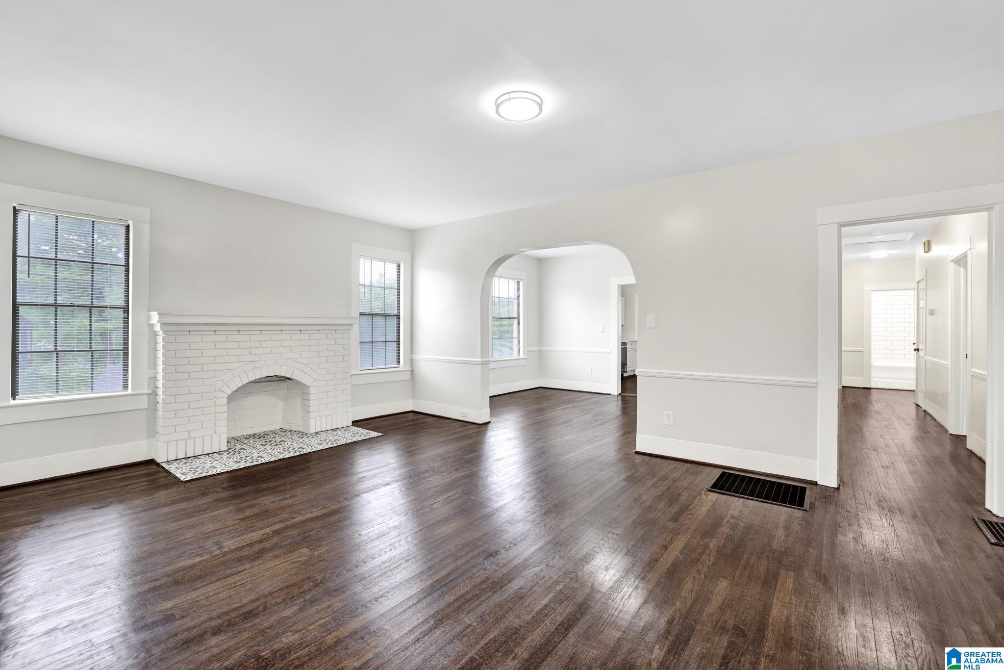 809 15th Street West Birmingham, AL 35208 - Photo 7 of 39