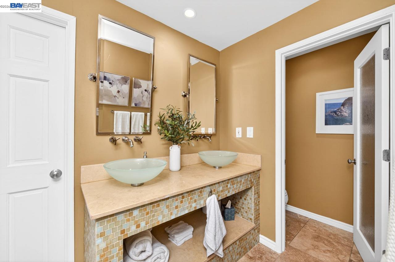 35655 Palomares Road Castro Valley, CA 94552 - Photo 24 of 90