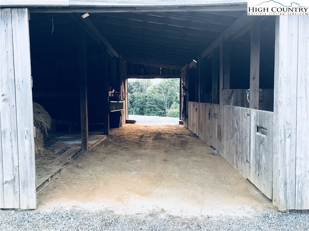 931 Graystone Road Independence, VA 24348 - Photo 29 of 32 a view of entryway with wooden floor