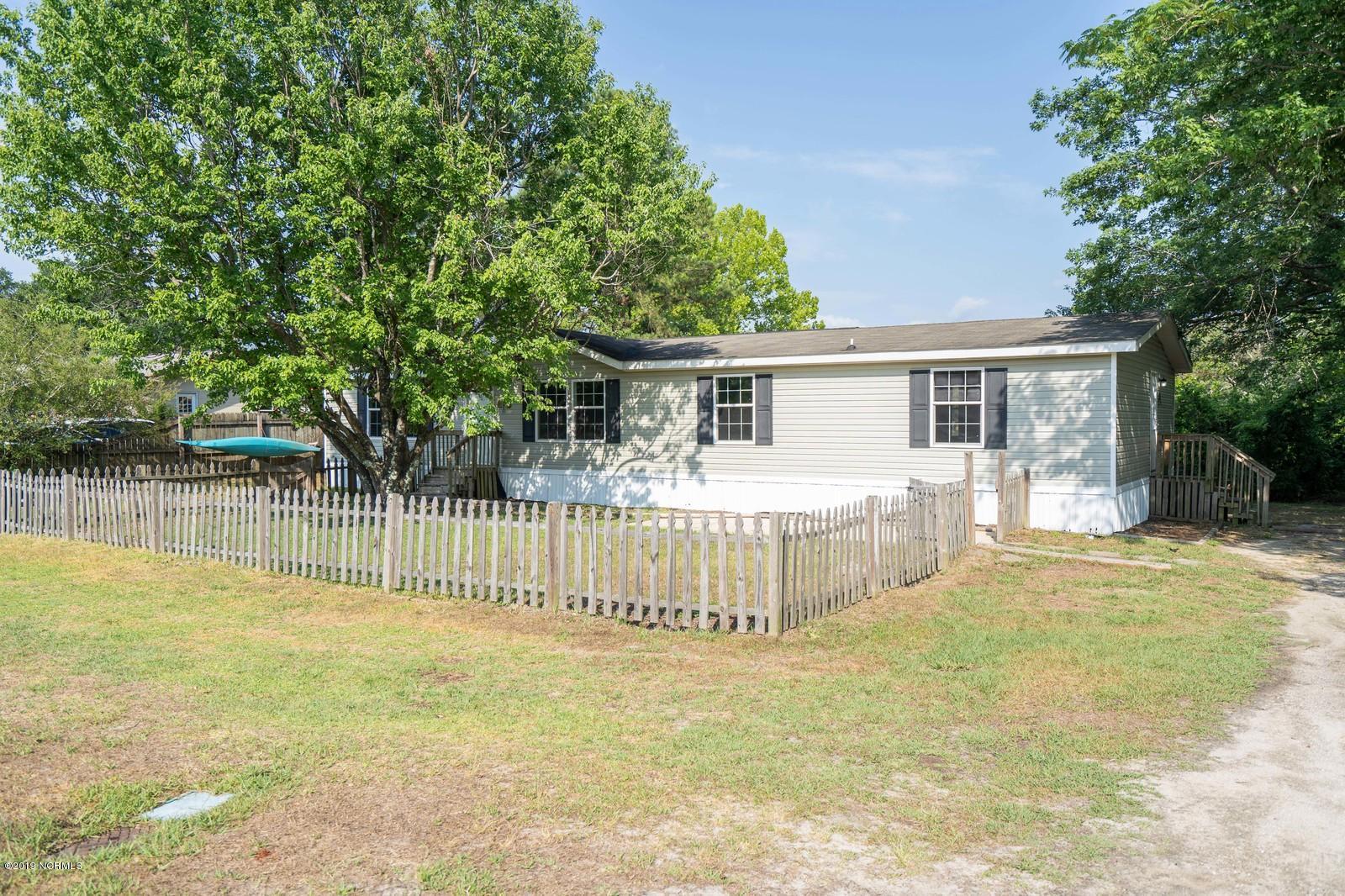 117 South Navassa Road Leland, NC 28451 - Photo 4 of 36 02_117SNavassaRd1_mls