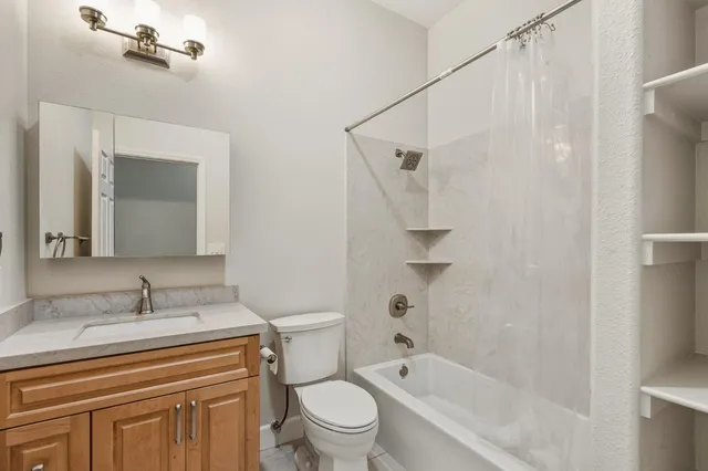 $679,000 | 9973 West Taron Drive, Elk Grove, CA 95757