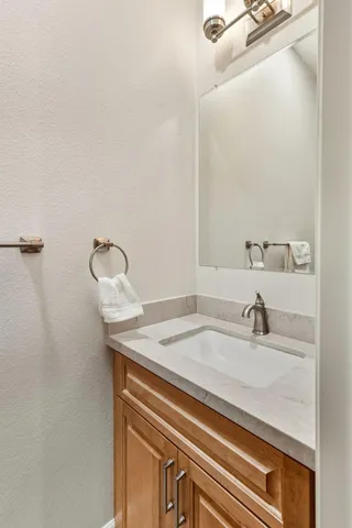 $679,000 | 9973 West Taron Drive, Elk Grove, CA 95757