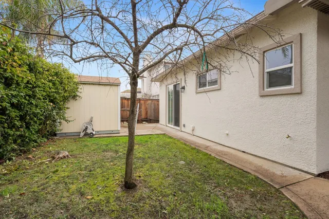 $679,000 | 9973 West Taron Drive, Elk Grove, CA 95757