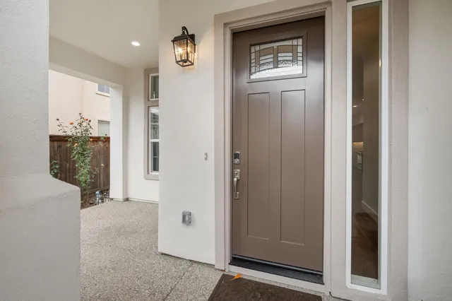 $679,000 | 9973 West Taron Drive, Elk Grove, CA 95757