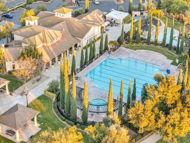 $679,000 | 9973 West Taron Drive, Elk Grove, CA 95757