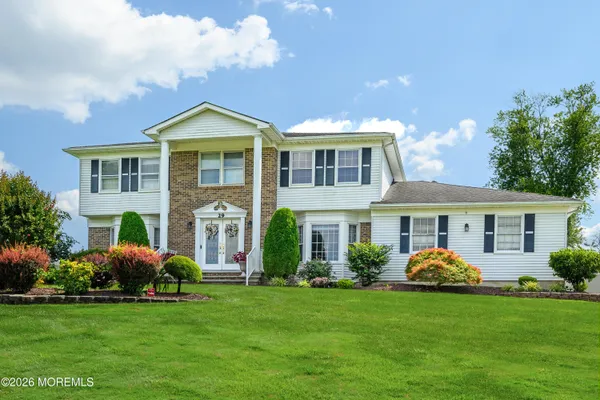 $1,200,000 | 29 Terence Drive, Manalapan, NJ 07726