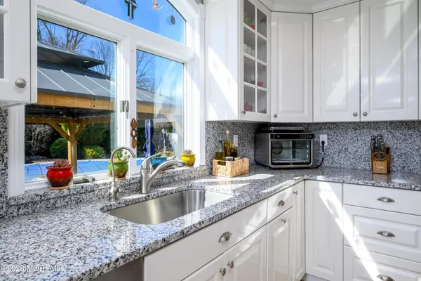 $1,200,000 | 29 Terence Drive, Manalapan, NJ 07726