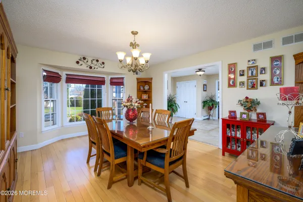 $1,200,000 | 29 Terence Drive, Manalapan, NJ 07726