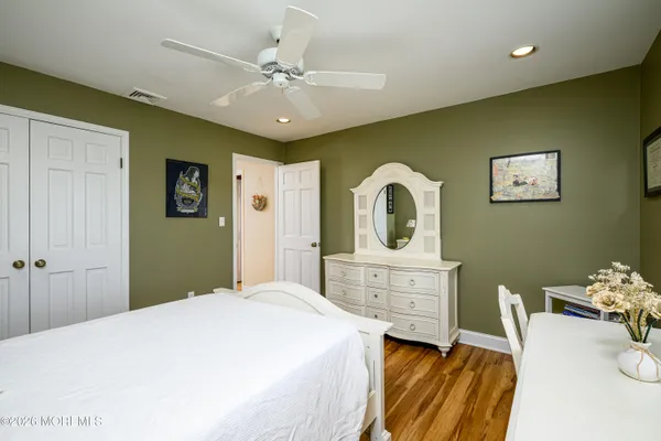 $1,200,000 | 29 Terence Drive, Manalapan, NJ 07726