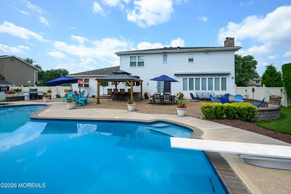 $1,200,000 | 29 Terence Drive, Manalapan, NJ 07726