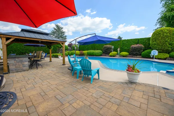 $1,200,000 | 29 Terence Drive, Manalapan, NJ 07726