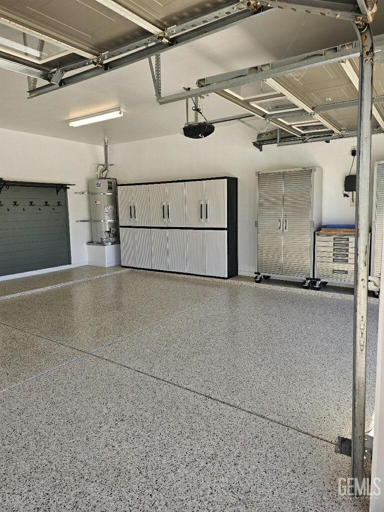 Undisclosed Address Bakersfield, CA 93311 - Photo 49 of 53 a view of a garage