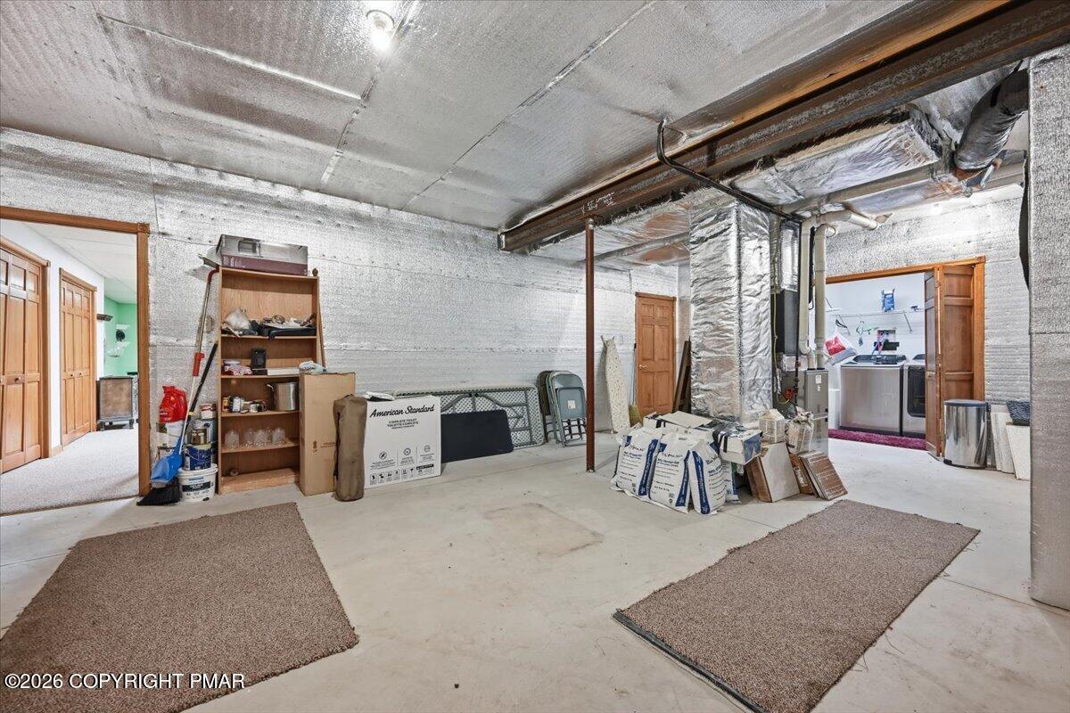 498 Twinbrook Road Wilkes Barre, PA 18702 - Photo 94 of 121 092-079_DSC_0539