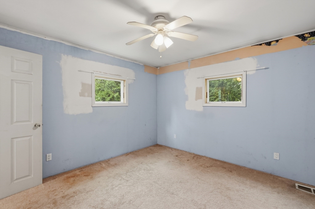 53 Water Street Gardner, MA 01440 - Photo 16 of 31