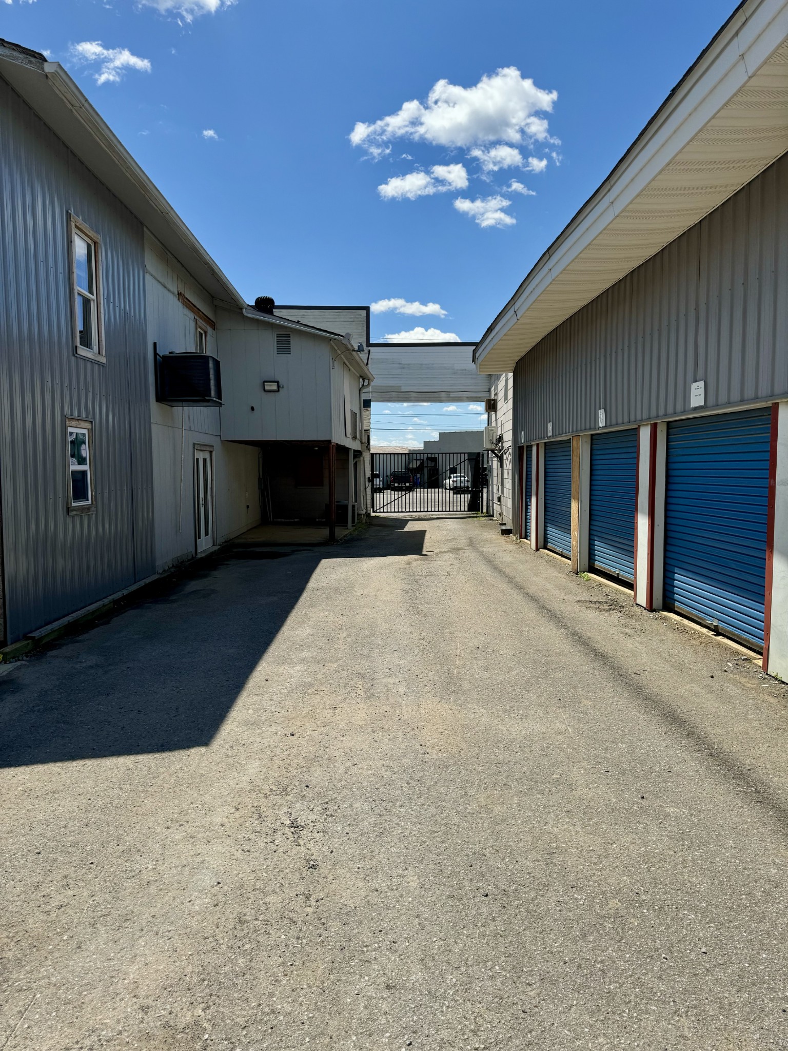 610 West Burton Street Murfreesboro, TN 37130 - Photo 27 of 32 a view of a room with gym equipment