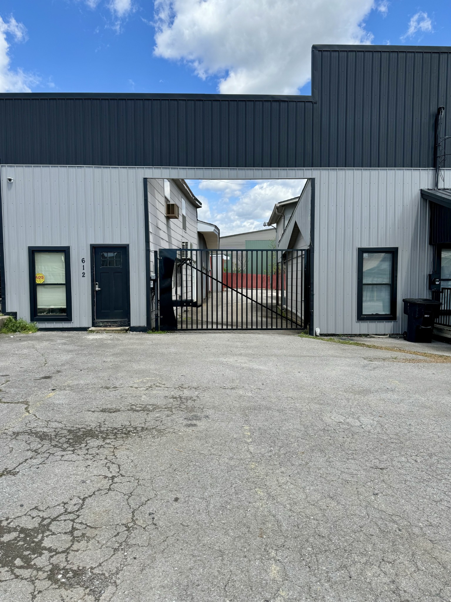 610 West Burton Street Murfreesboro, TN 37130 - Photo 4 of 32