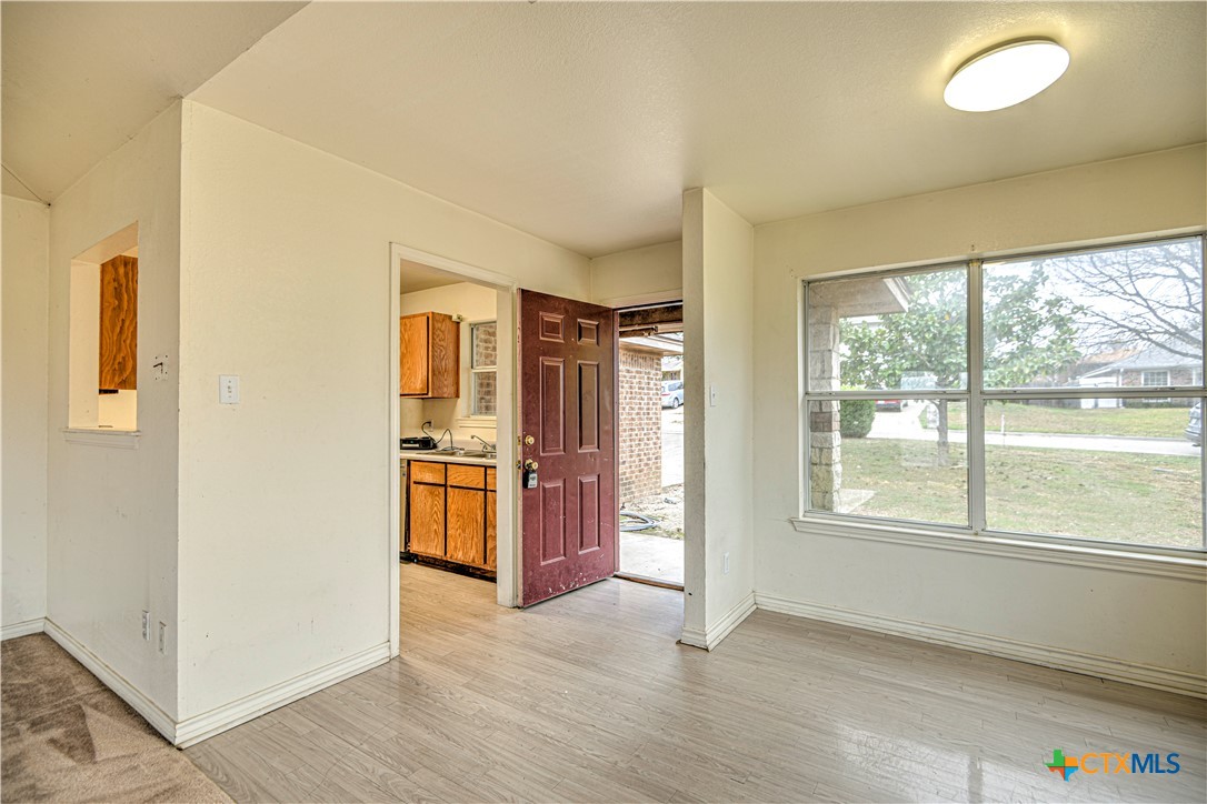 1319 North 12th Street Temple, TX 76501 - Photo 7 of 28