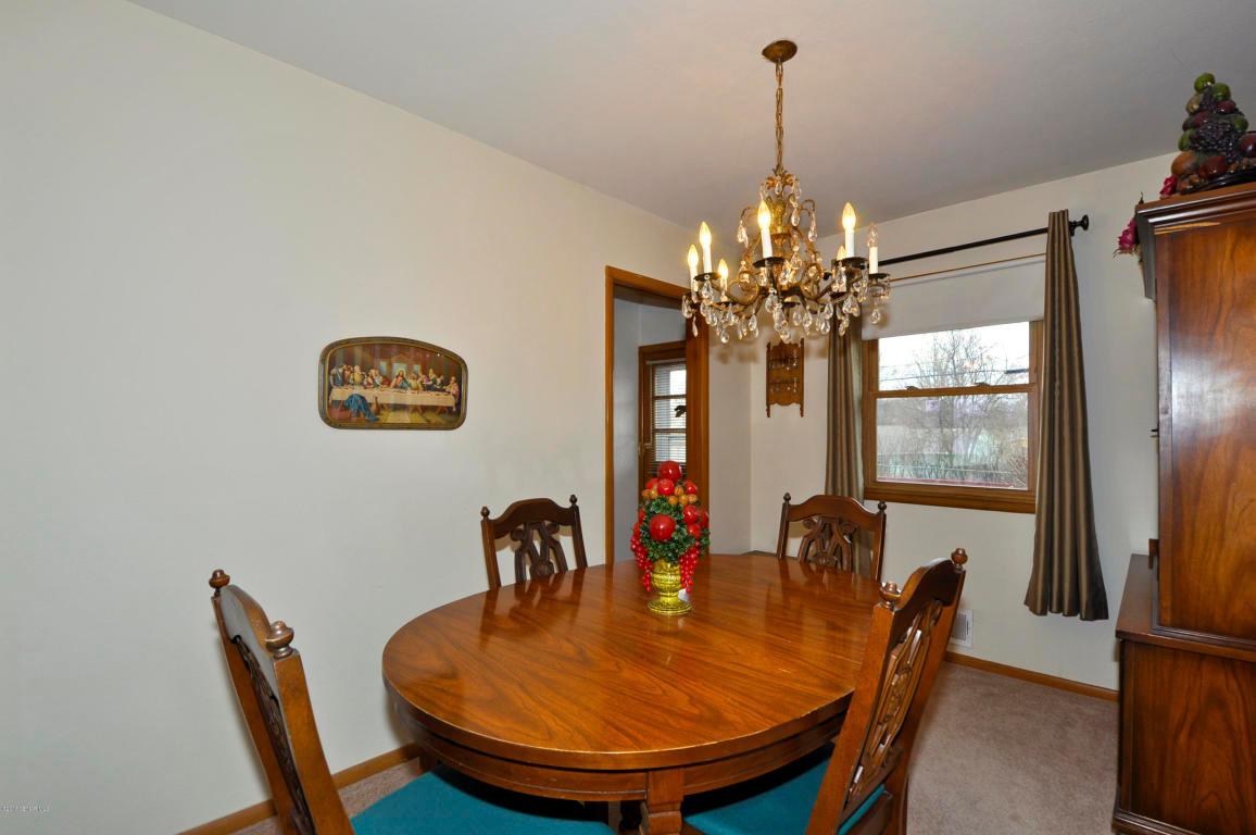 2529 15th Avenue Northwest Rochester, MN 55901 - Photo 6 of 18