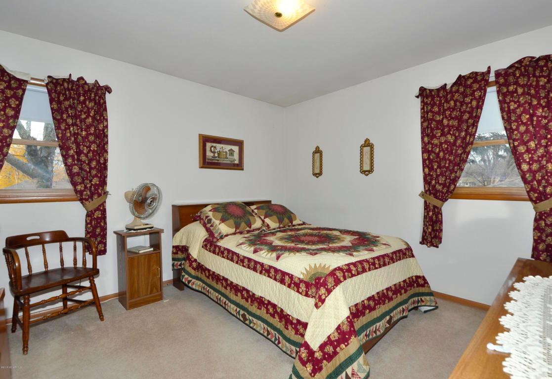2529 15th Avenue Northwest Rochester, MN 55901 - Photo 7 of 18