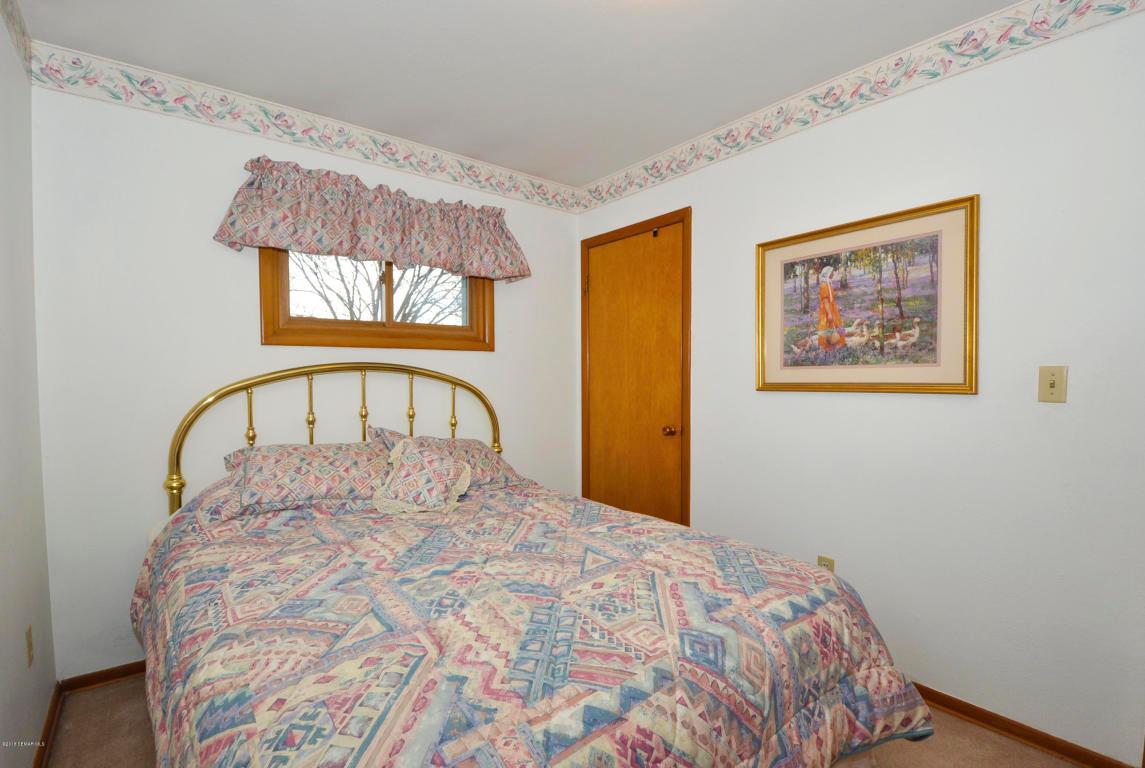 2529 15th Avenue Northwest Rochester, MN 55901 - Photo 10 of 18