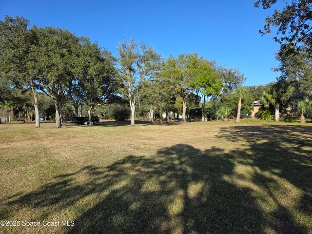a view of outdoor space with trees