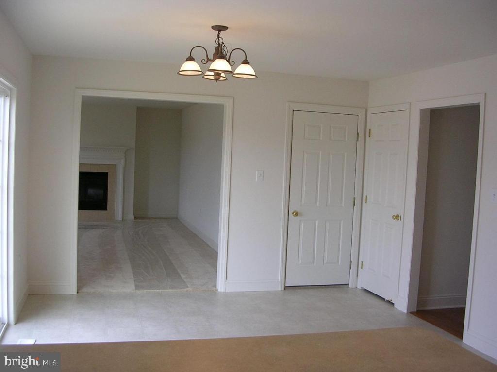 614 Hamaker Road, Unit 63 Manheim, PA 17545 - Photo 3 of 7
